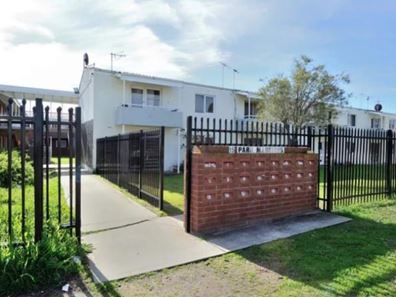 4/15 Corvus Place, Rockingham WA 6168