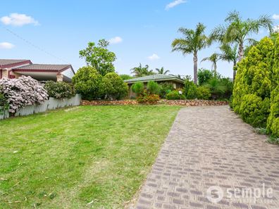 13 Banksia Place, Yangebup WA 6164