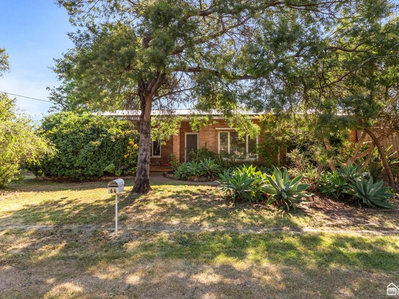 64 Soldiers Road, Byford WA 6122