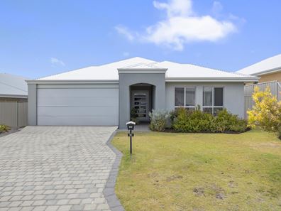 10 Explorer Street, Yanchep WA 6035