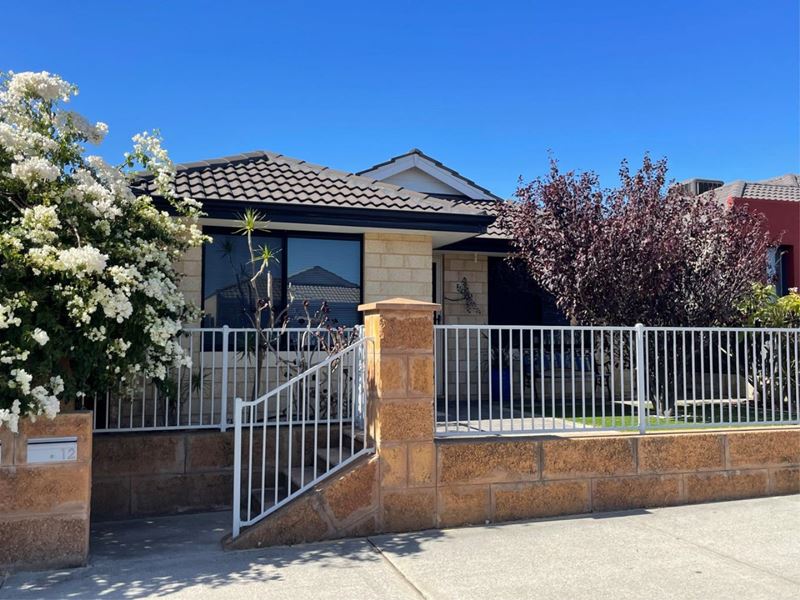 12 Splendens Avenue, Banksia Grove