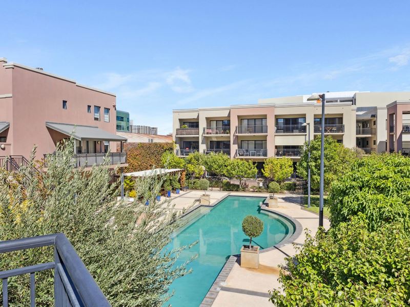 70/1 Station Street, Subiaco