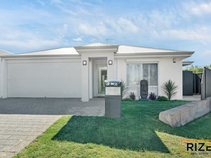 38 Azolla Street, Banksia Grove