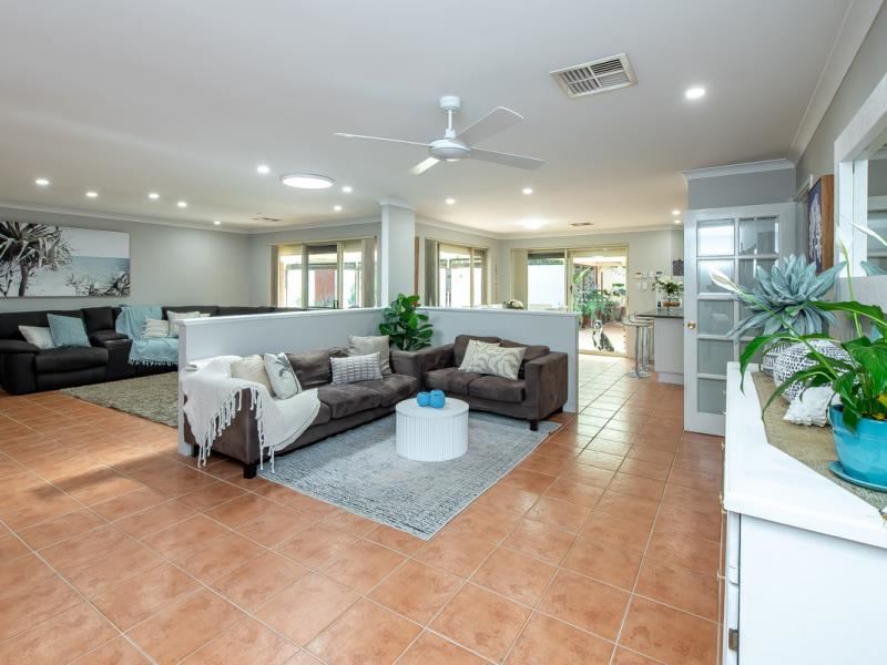 27 Ohrid Place, Joondalup