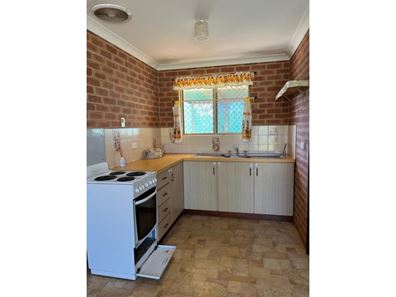 31 Woodman Street, Utakarra WA 6530