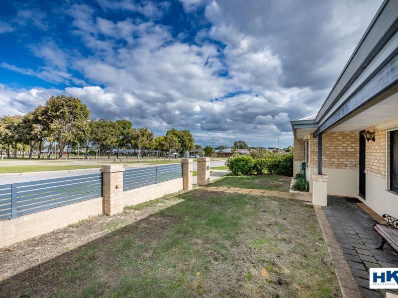 82 Pinegrove Drive, Ellenbrook