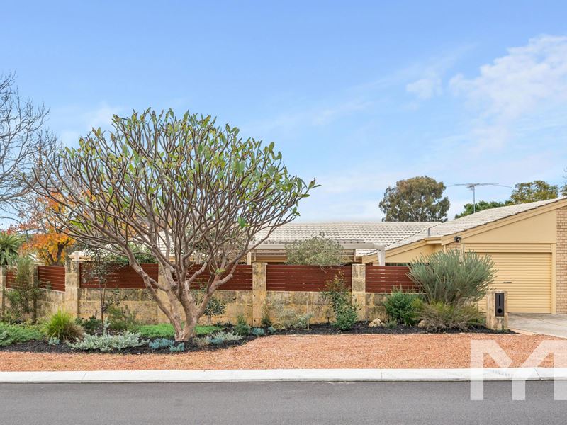 17 Braydon Road, Attadale WA 6156