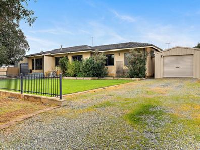 7 William Street, Byford WA 6122