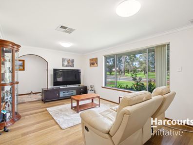 13 Lenham Way, Marangaroo WA 6064