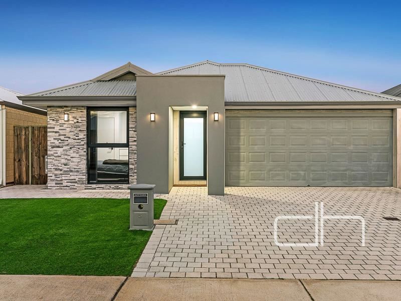 5 Badham Way, Ellenbrook WA 6069