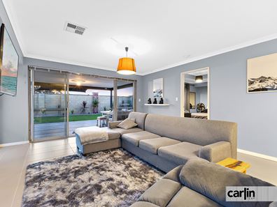 65 Peppermint Gardens, Aubin Grove WA 6164