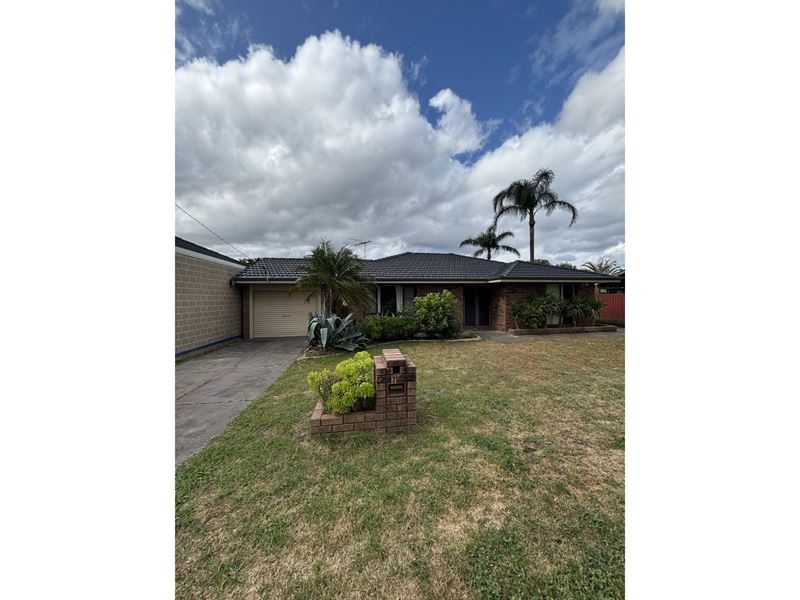 2 Adams Court, Kelmscott WA 6111