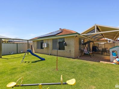 18 Glasgow Way, Seville Grove WA 6112