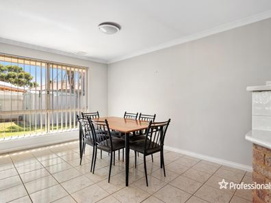 8A Tindals Crescent, Hannans WA 6430