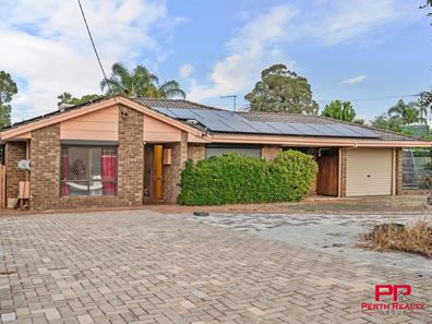 18 Windsor Drive, Gosnells WA 6110