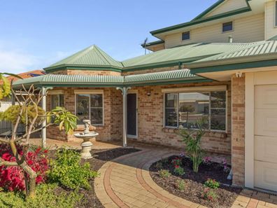 15 Canouan Loop, Secret Harbour WA 6173