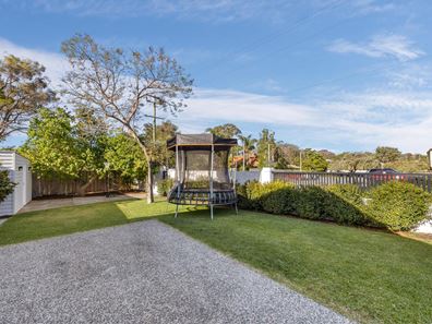 129 Rochdale Road, Mount Claremont WA 6010