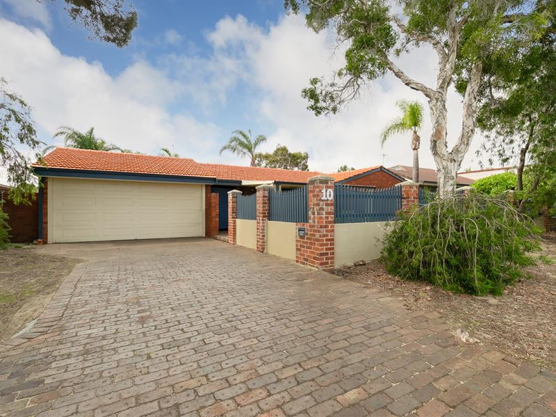 10 Claygate Way, Kingsley WA 6026