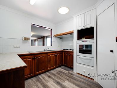 28 Glass Crescent, Mahomets Flats WA 6530