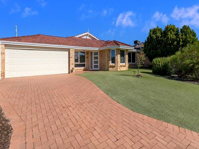 16 Mettler Court, Canning Vale WA 6155