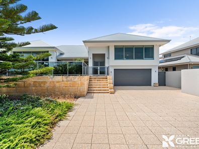 52 Boardwalk Boulevard, Halls Head WA 6210