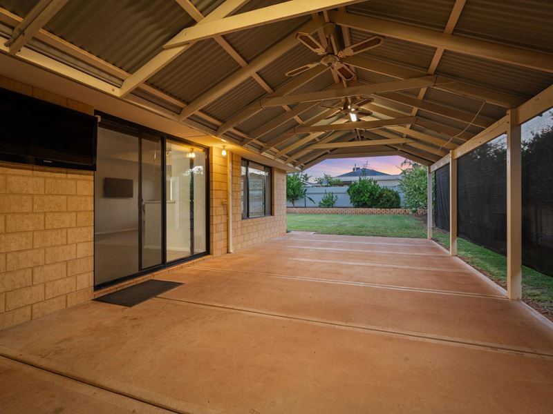 67 Paddington Drive, Hannans WA 6430