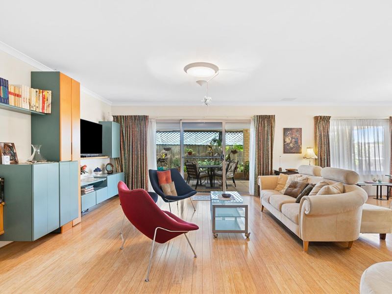 10 Yoondarn Elbow, Wattle Grove