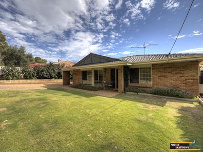 43 Wandoo Road, Forrestfield WA 6058