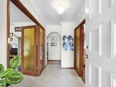 2 Glenbank Crescent, Kallaroo WA 6025
