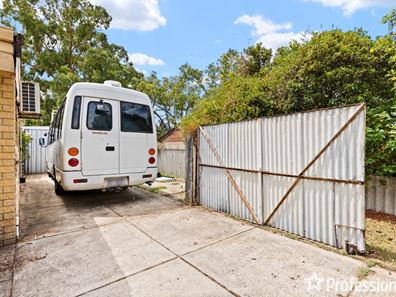 28 Kemmish Avenue, Parmelia WA 6167