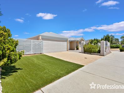 63 Ridgewood Blvd, Ridgewood WA 6030