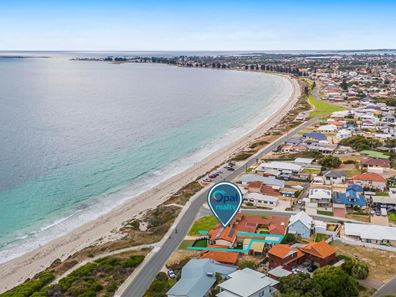126 Warnbro Beach Road, Waikiki WA 6169