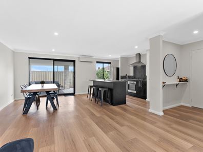 17A Plantagenet Crescent, Hamilton Hill WA 6163