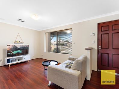 10 Jooleen Way, Thornlie WA 6108