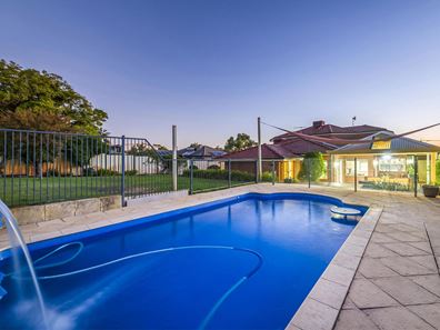 114 The Strand, Bedford WA 6052