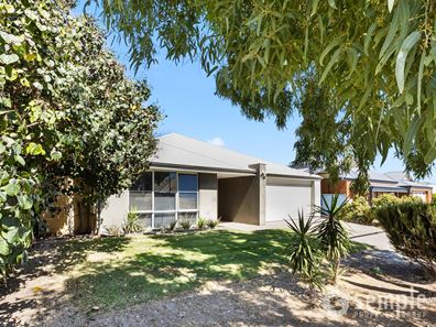 26 Ironbark Terrace, Hammond Park WA 6164