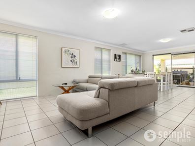 26 Ironbark Terrace, Hammond Park WA 6164