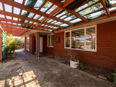36 Elanora Road, Armadale WA 6112