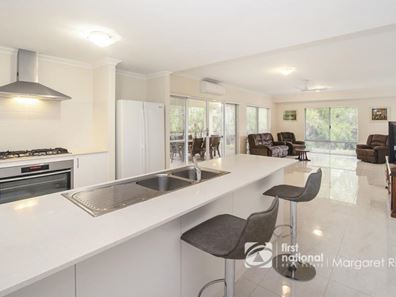 1 Tyrone Loop, Margaret River WA 6285