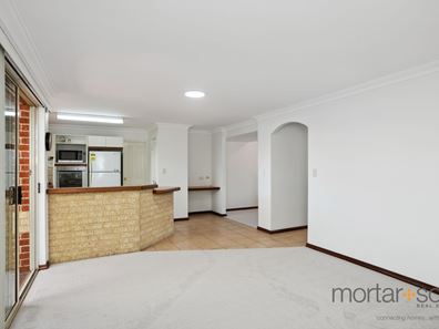4C Fogerthorpe Cres, Maylands WA 6051