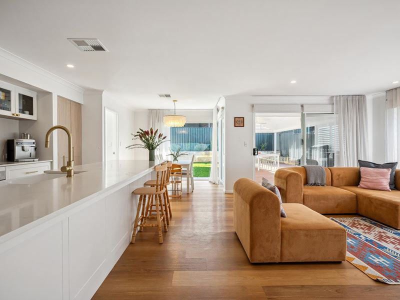 17C Cleopatra Street, Palmyra WA 6157