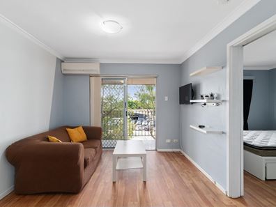 16/1041 Albany Highway, St James WA 6102