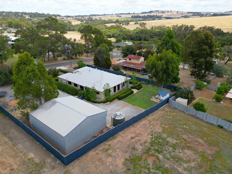 4 Mortimer Street, Gingin WA 6503