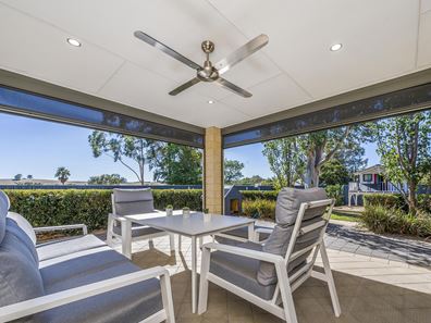 4 Mortimer Street, Gingin WA 6503