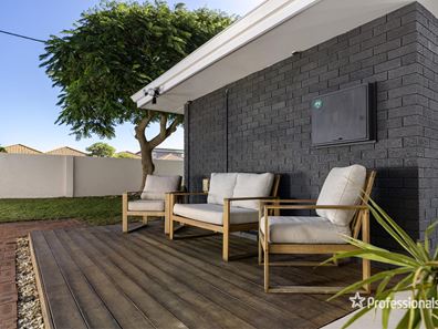 5 Catherine Street, Bluff Point WA 6530