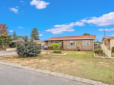 8 Gillark Street, Dudley Park WA 6210