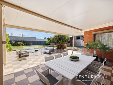 14 Charlton Place, Thornlie WA 6108