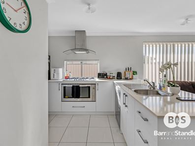 14 Currawong Way, Australind WA 6233
