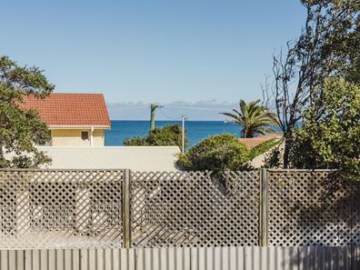3 Compass Circle, Yanchep WA 6035