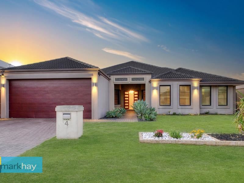 4 El Porto Way, Iluka